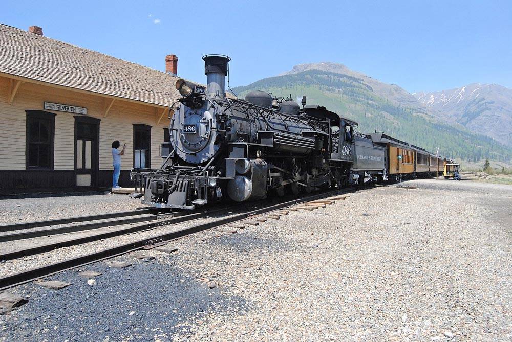 Abfahrt-in-Silverton-III