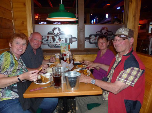 Great Texas-Dinner at Texas Roadhouse